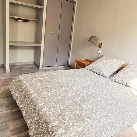 Chambre Cozy - Place De L'Eglise 招待所 圣让迪布吕耶勒